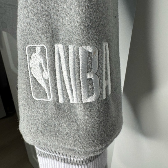 Toronto Raptors Gray Varsity Jacket - Picture 3 of 6